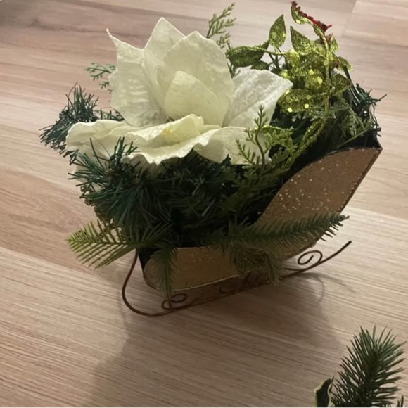 Christmas Decor - Picture 2 of 3